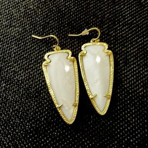 Kendra Scott gold and white arrowhead earrings